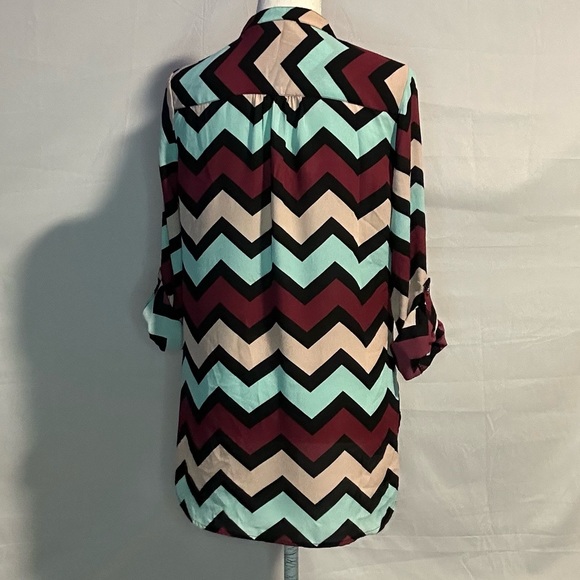 Blouses/flannels/button downs-2 for $15 or 3 for $20 (Mix & Match) - Picture 2 of 6